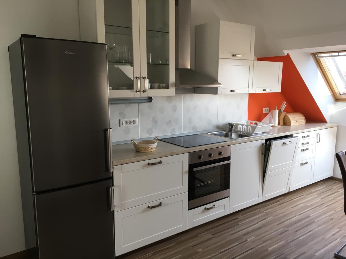 Apartments Avio Zgornji Brnik Екстериор снимка